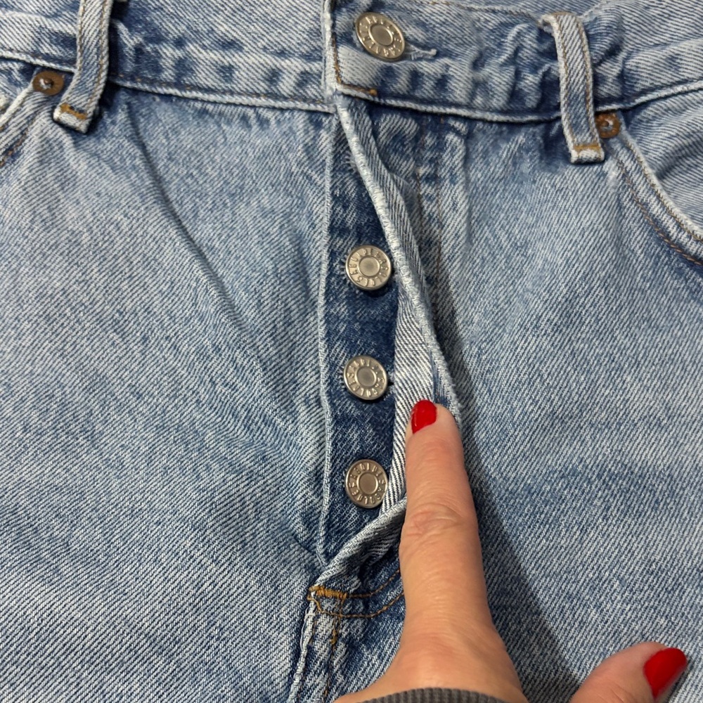 Agolde Rumi Frayed Hem Jean Shorts Button Fly Size 29 - Picture 2 of 10
